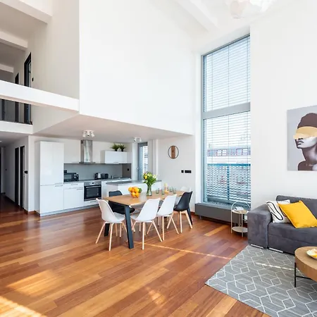 Premium Penthouse With Terrace In Appartement Prague