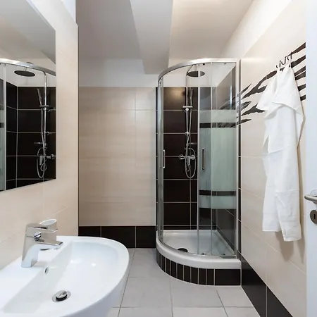Premium Penthouse With Terrace In *