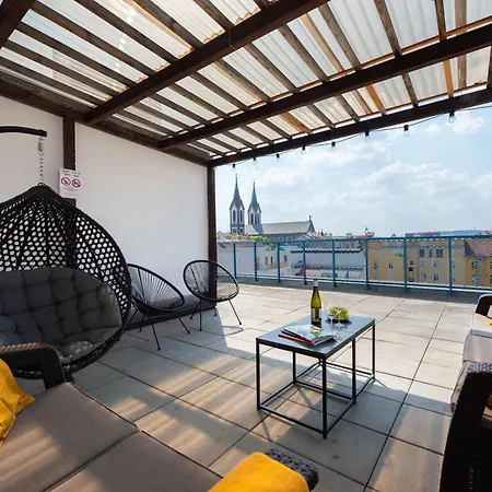 Premium Penthouse With Terrace In Prague