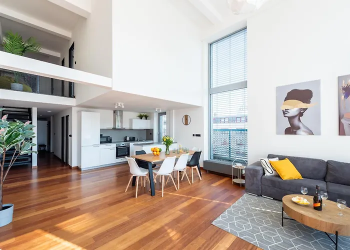 Premium Penthouse With Terrace In 아파트 프라하