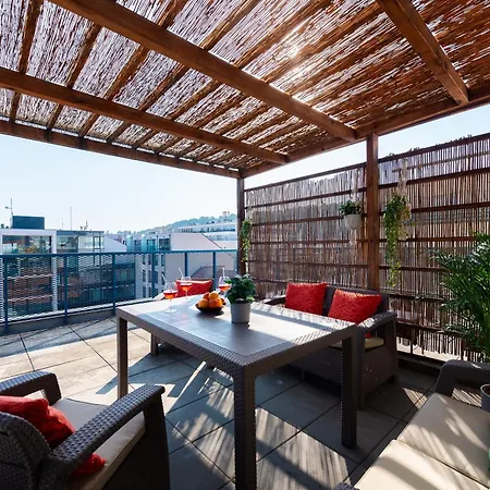 Premiumn Penthouse With Terrace In * Πράγα
