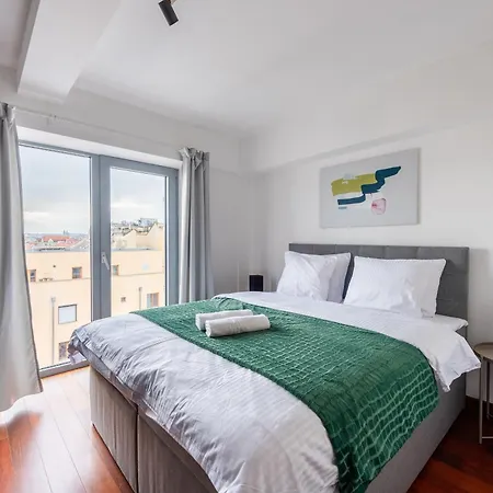 شقة Premiumn Penthouse With Terrace In براغ