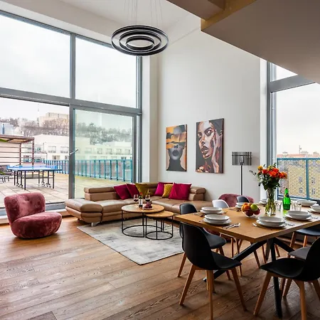 Premiumn Penthouse With Terrace In アパート