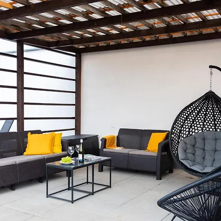 Premium Penthouse With Terrace In פראג