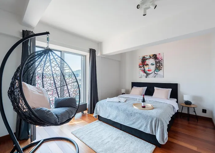 Premium Penthouse With Terrace In Prag
