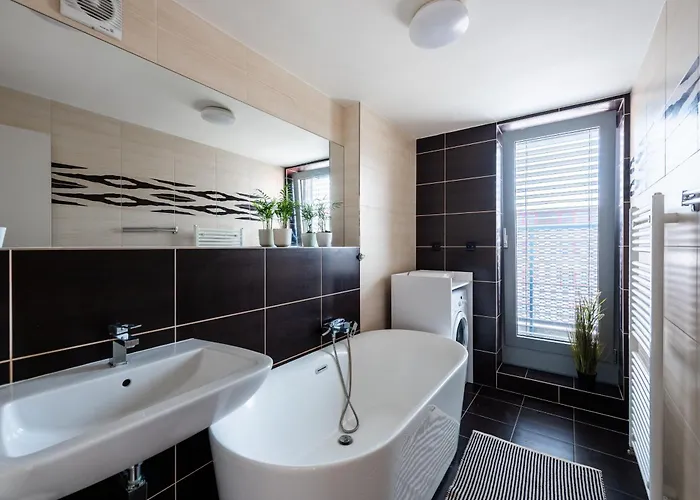 Premium Penthouse With Terrace In Prag